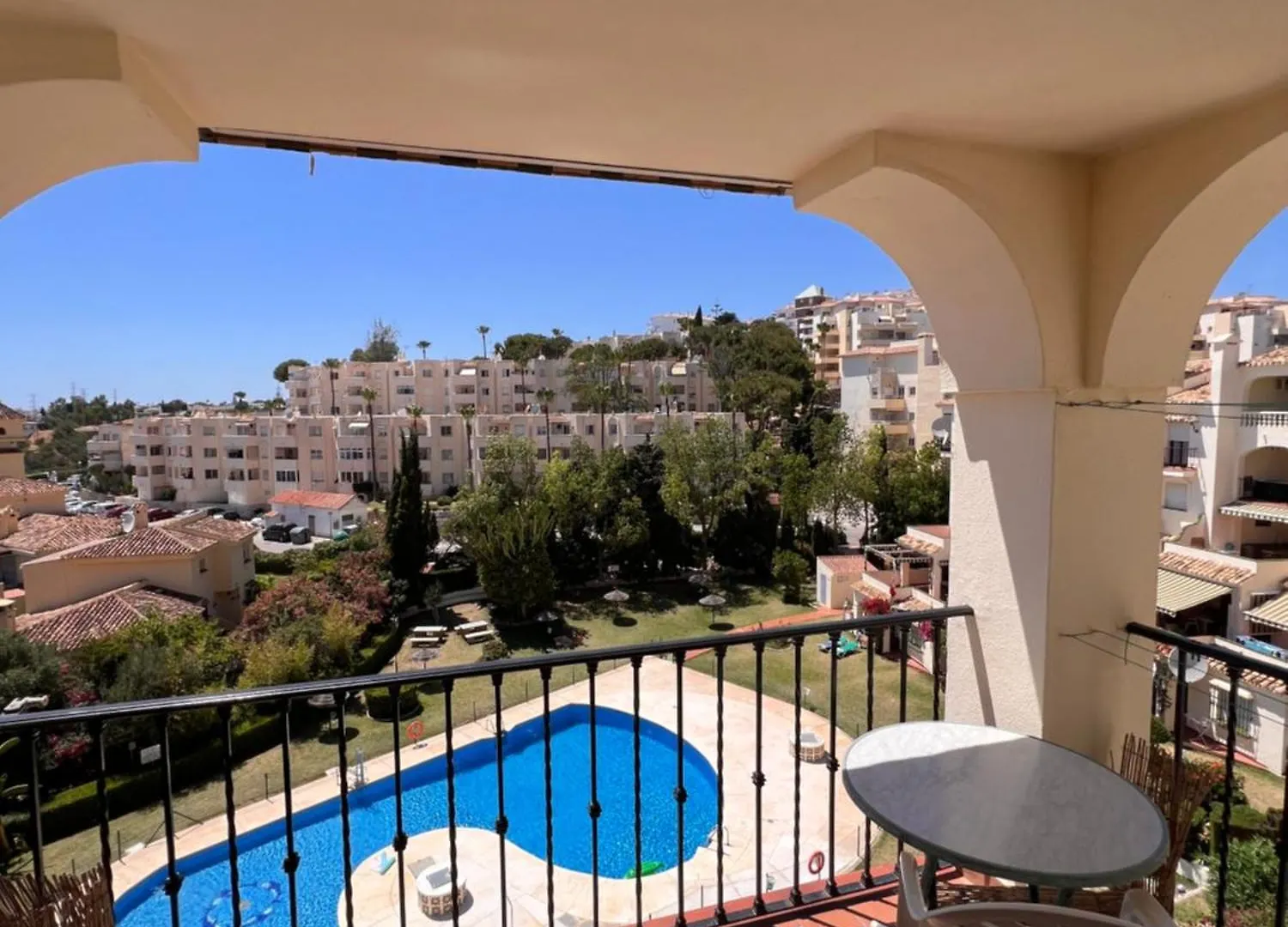 Beautiful2Beds-Near Coast With Pool And Balcony Apartment Mijas
