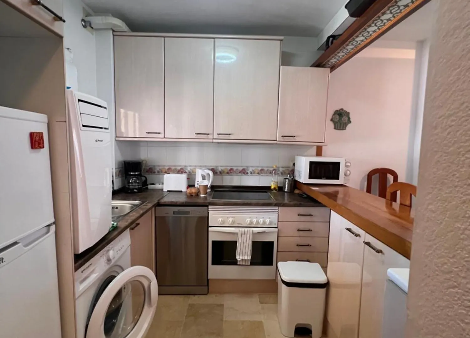 Beautiful2Beds-Near Coast With Pool And Balcony Apartment Mijas